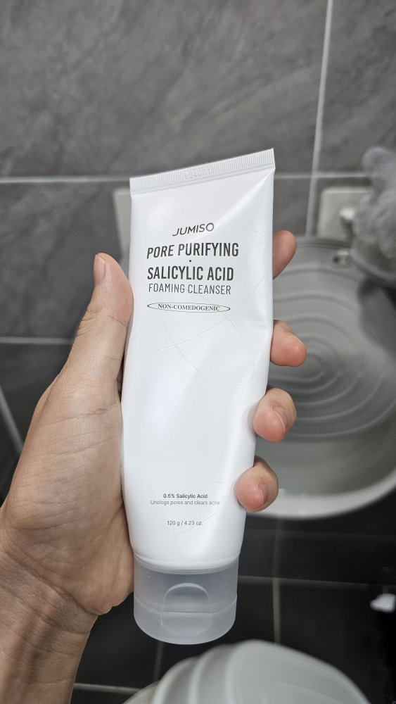 Ảnh đánh giá thực tế của người dùng về Sữa rửa mặt làm sạch sâu với axit salicylic