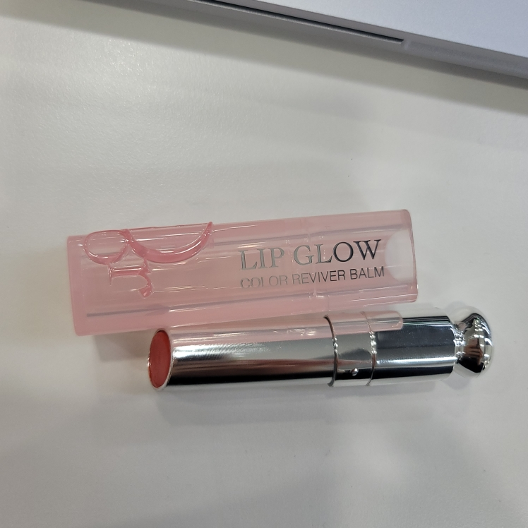 디올 (Dior) 어딕트 립 글로우 [025 서울스칼렛] review image