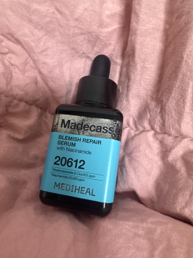 메디힐 (MEDIHEAL) 마데카소사이드 흔적 리페어 세럼 review image