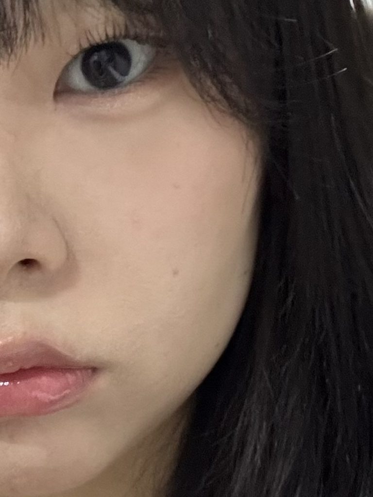 어바웃톤 (ABOUT_TONE.) 스킨 레이어 핏 파운데이션 [SPF30/PA++] [21 쿨 라이트] review image