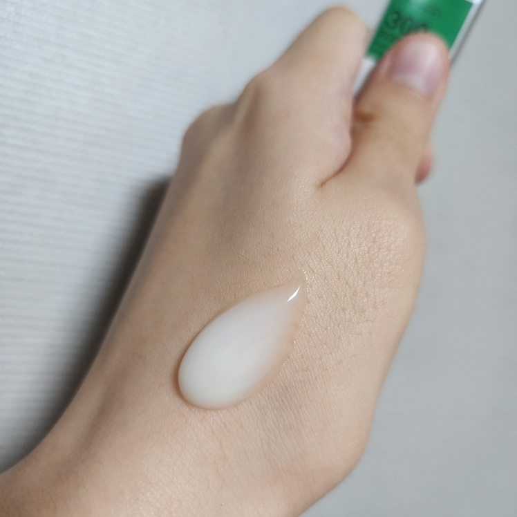 브이티코스메틱 (VTCOSMETICS) 리들샷 300 페이셜 부스팅 퍼스트 앰플 review image