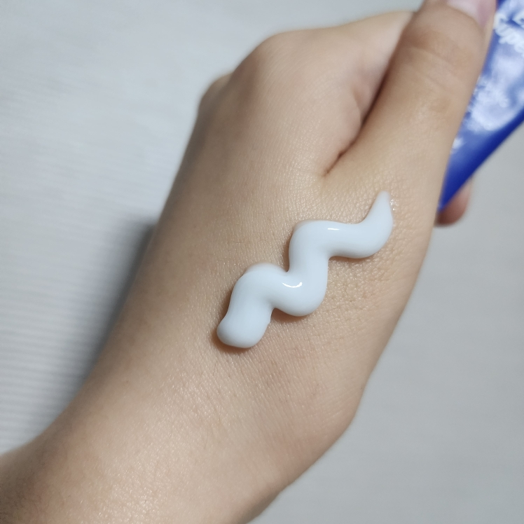 MEDIPEEL Extra Super 9 Plus Water Glow Lifting Wrapping Mask review image