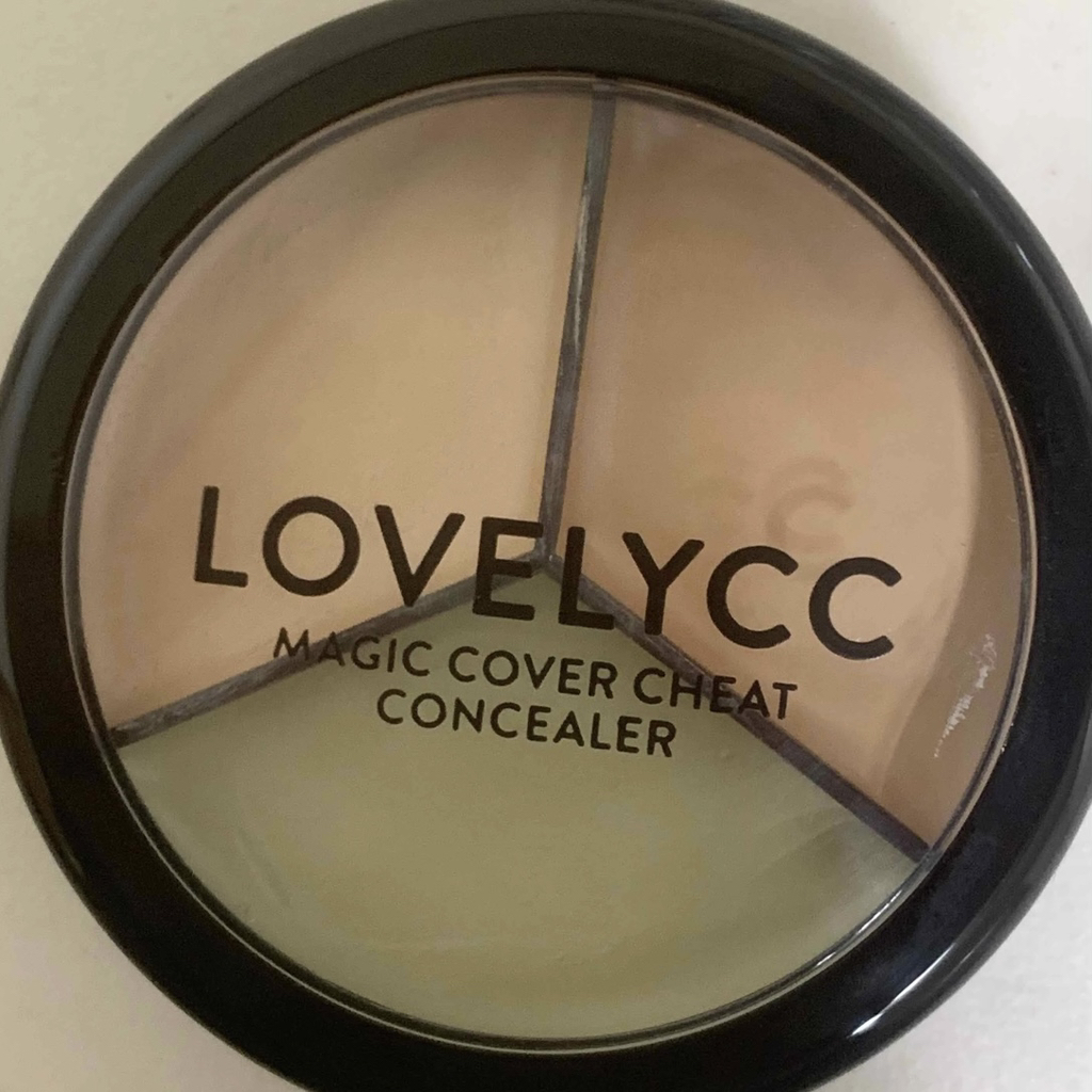러블리씨씨 (LOVELYCC) 매직 커버 치트 컨실러 [2호 다크서클보정] review image