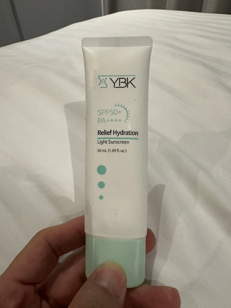 Ảnh đánh giá thực tế của người dùng về Kem chống nắng nhẹ nhàng cấp ẩm [SPF50+/PA++++]