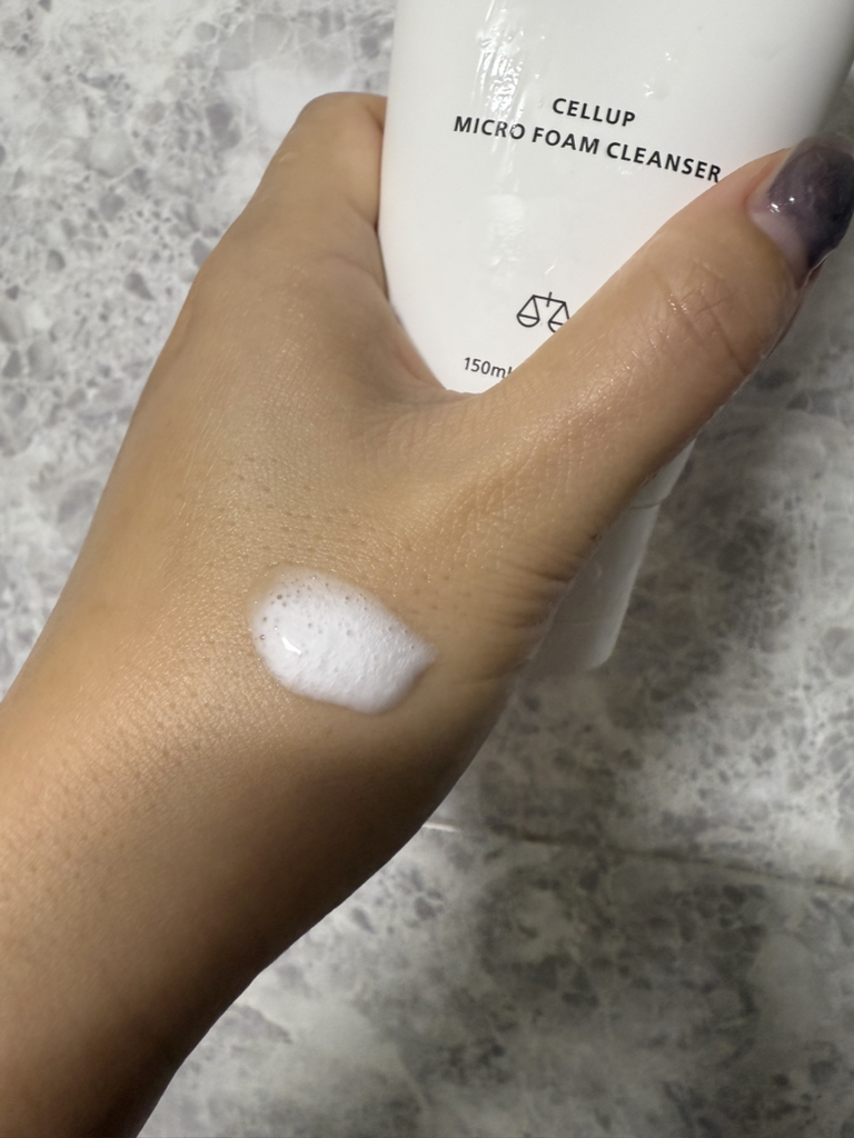 라곰 (LAGOM) 마이크로 폼 클렌저 review image