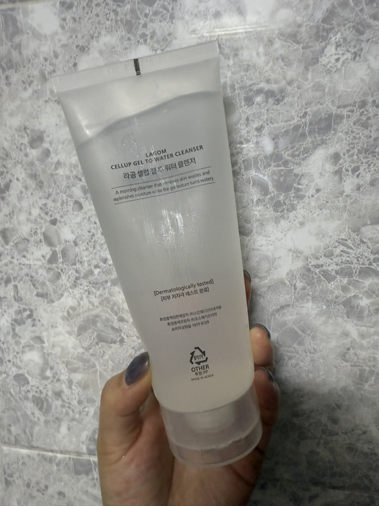 라곰 (LAGOM) 젤 투 워터 클렌저 review image