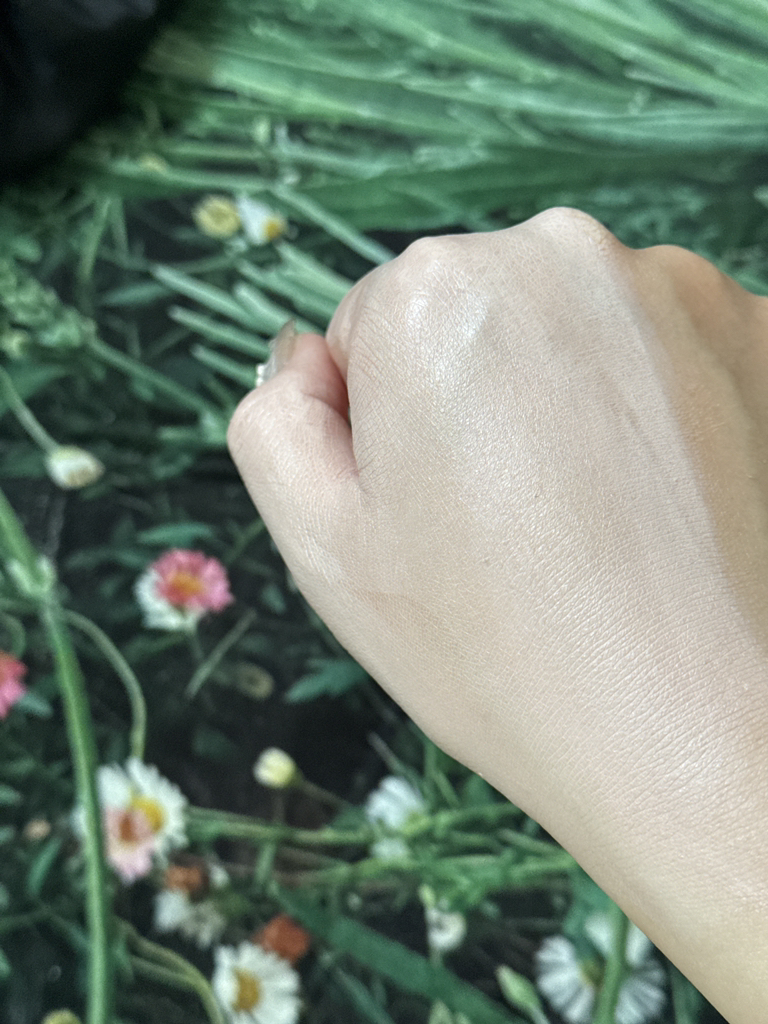 에스쁘아 (espoir) 비글로우 파운데이션 [SPF27+/PA++] [웨딩피치] review image