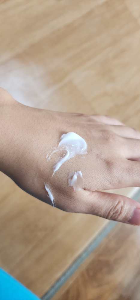 BEYOND Angel Aqua Moisture Barrier Cream review image