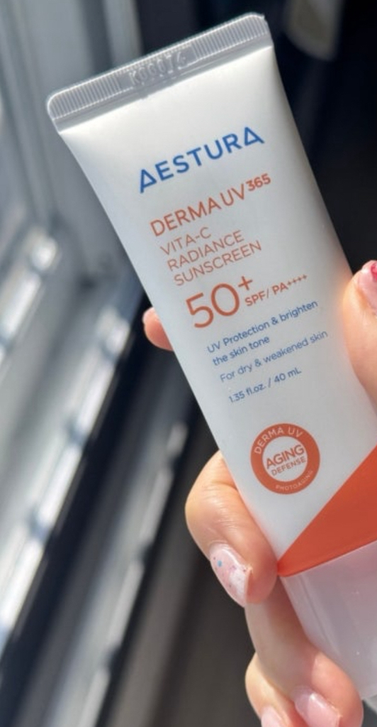 AESTURA Derma UV365 Red Calming Tone-Up Sunscreen [SPF50+/PA++++] review image