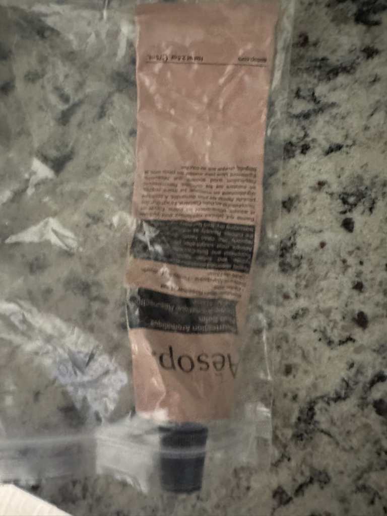 Aesop Kem dưỡng tay thơm L'Eau de Parfum review image