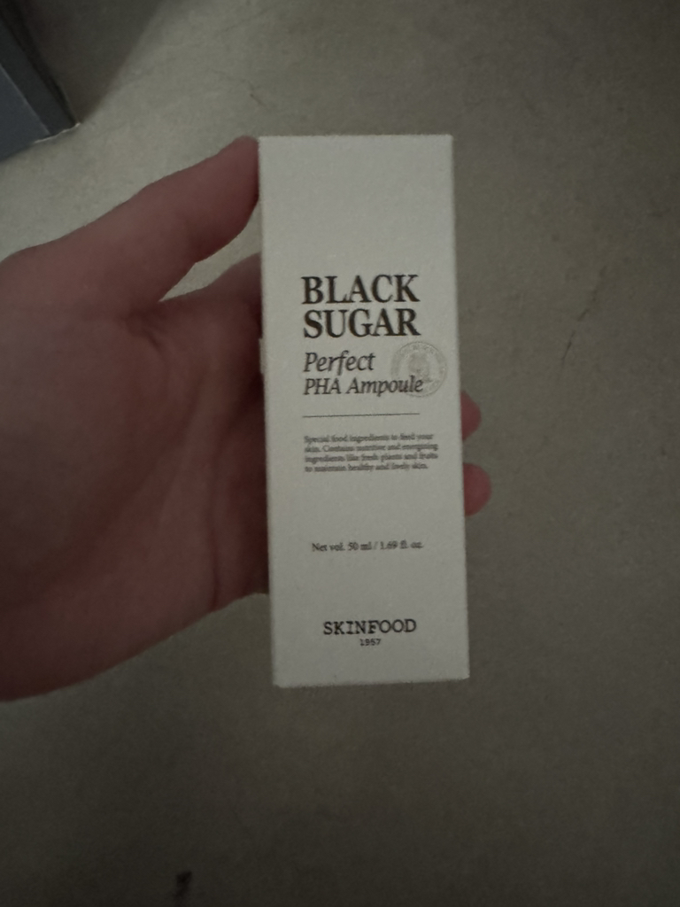 스킨푸드 (SKINFOOD) 블랙슈가 퍼펙트 PHA 앰플 review image
