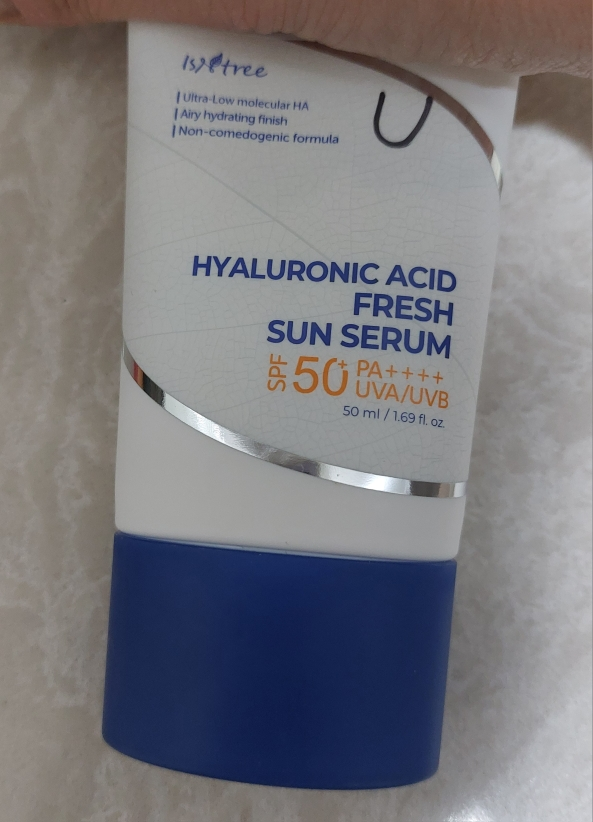 Ảnh đánh giá thực tế của người dùng về Hyaluronic Acid Fresh Sun Serum [SPF50+/PA++++]