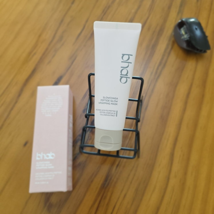 비햅 (bhab) 슬로우차가 펩타이드 글로우 랩핑 마스크 review image