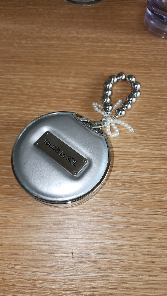 터치인솔 (TouchinSol) 글로우 에어 쿠션 [SPF50+/PA++++] [21C 핑크 베이지] review image