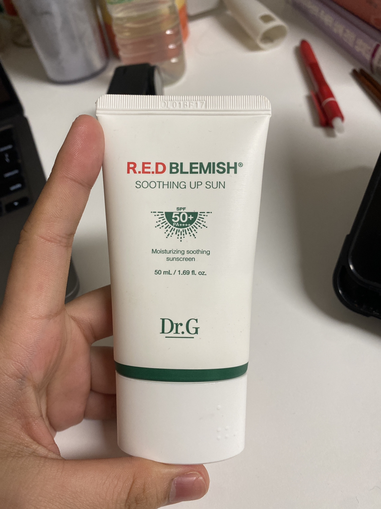 Dr.G Kem chống nắng làm dịu da Red Blemish Soothing Up Sun [SPF50+/PA++++] review image