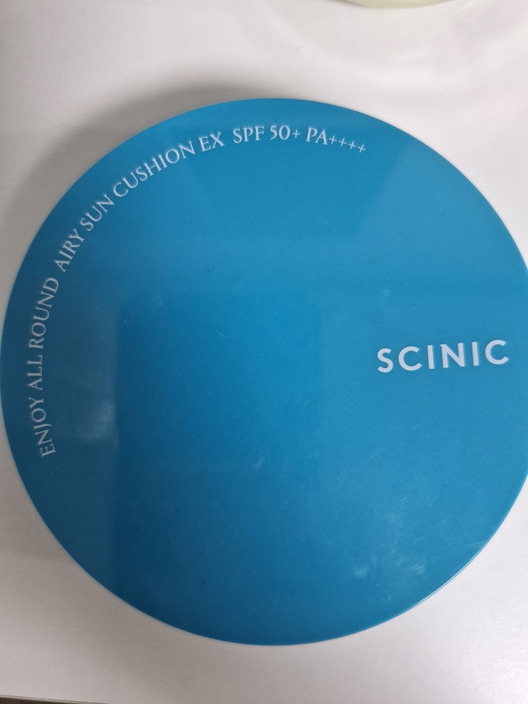 싸이닉 (SCINIC) 엔조이 올라운드 에어리 선쿠션 EX [SPF50+/PA++++] review image