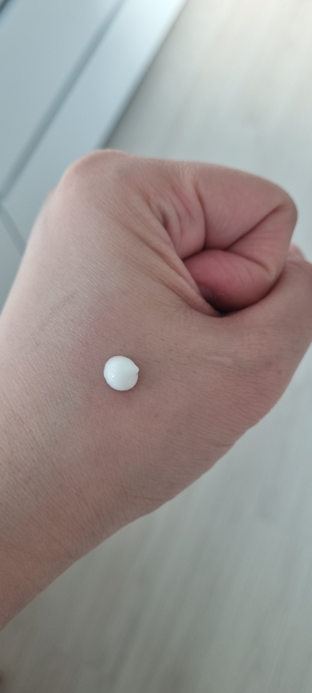 닥터슈라클 (Dr.Ceuracle) 시카 리젠 워터프루프 선 [SPF50+/PA++++] review image