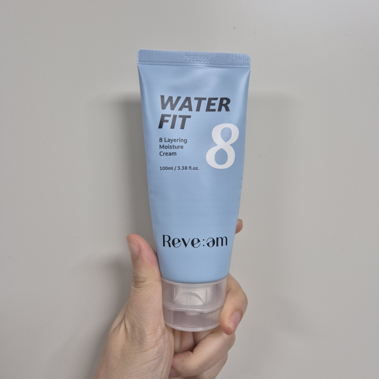 Ảnh đánh giá thực tế của người dùng về Water Fit 8-Layer Moisture-Lock Cream