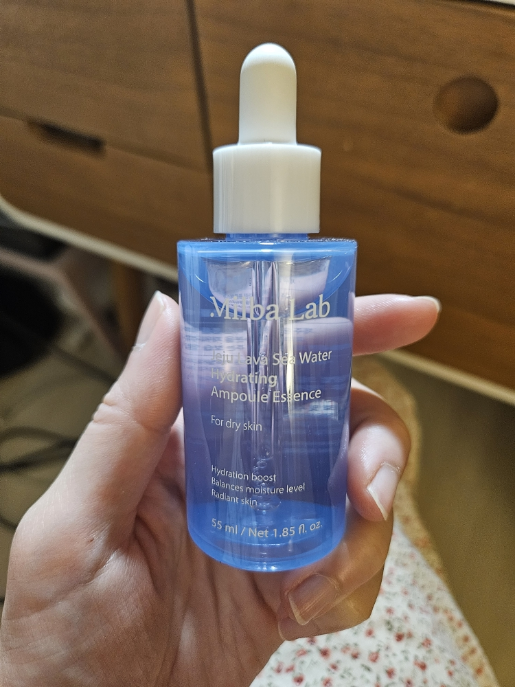 밀바랩 (MilbaLab) 제주 용암해수 보습 앰플 에센스 review image