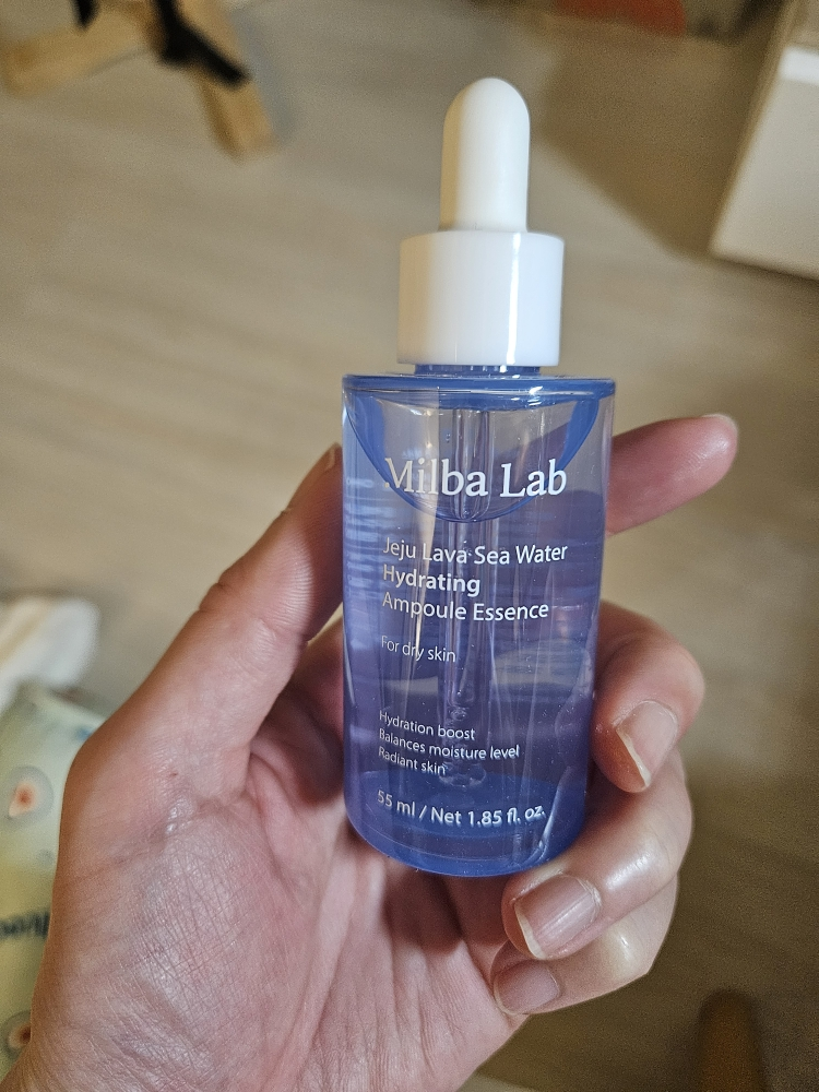 밀바랩 (MilbaLab) 제주 용암해수 보습 앰플 에센스 review image