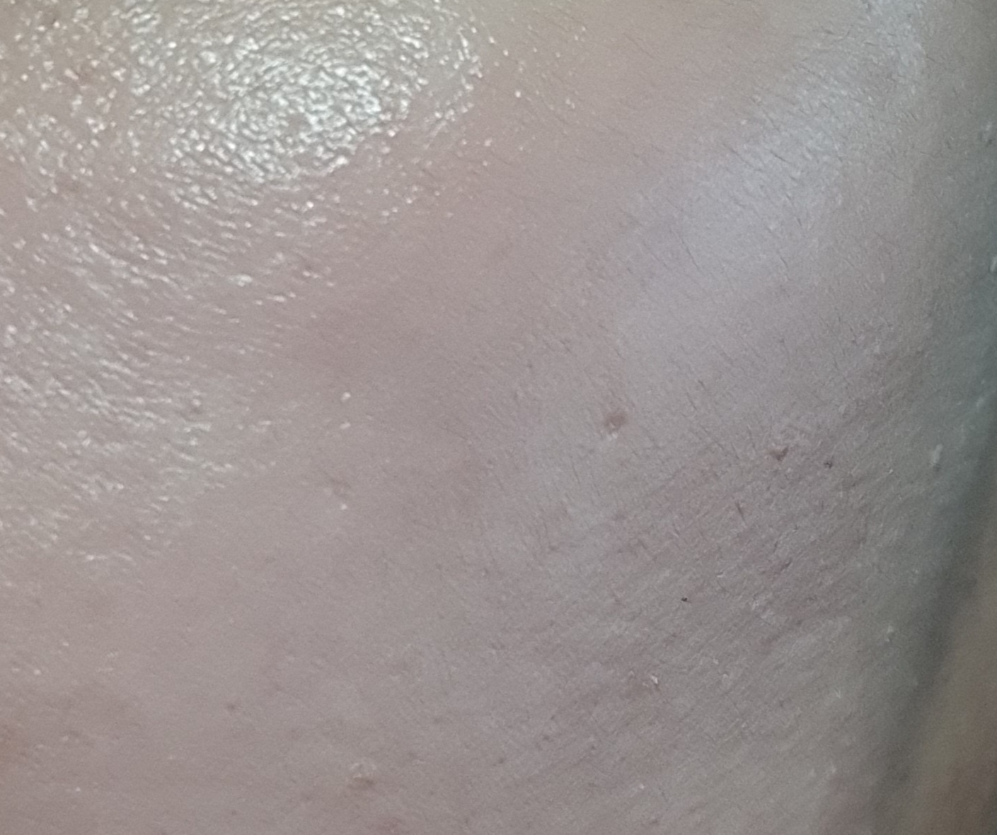 터치인솔 (TouchinSol) 글로우 에어 쿠션 [SPF50+/PA++++] [21C 핑크 베이지] review image