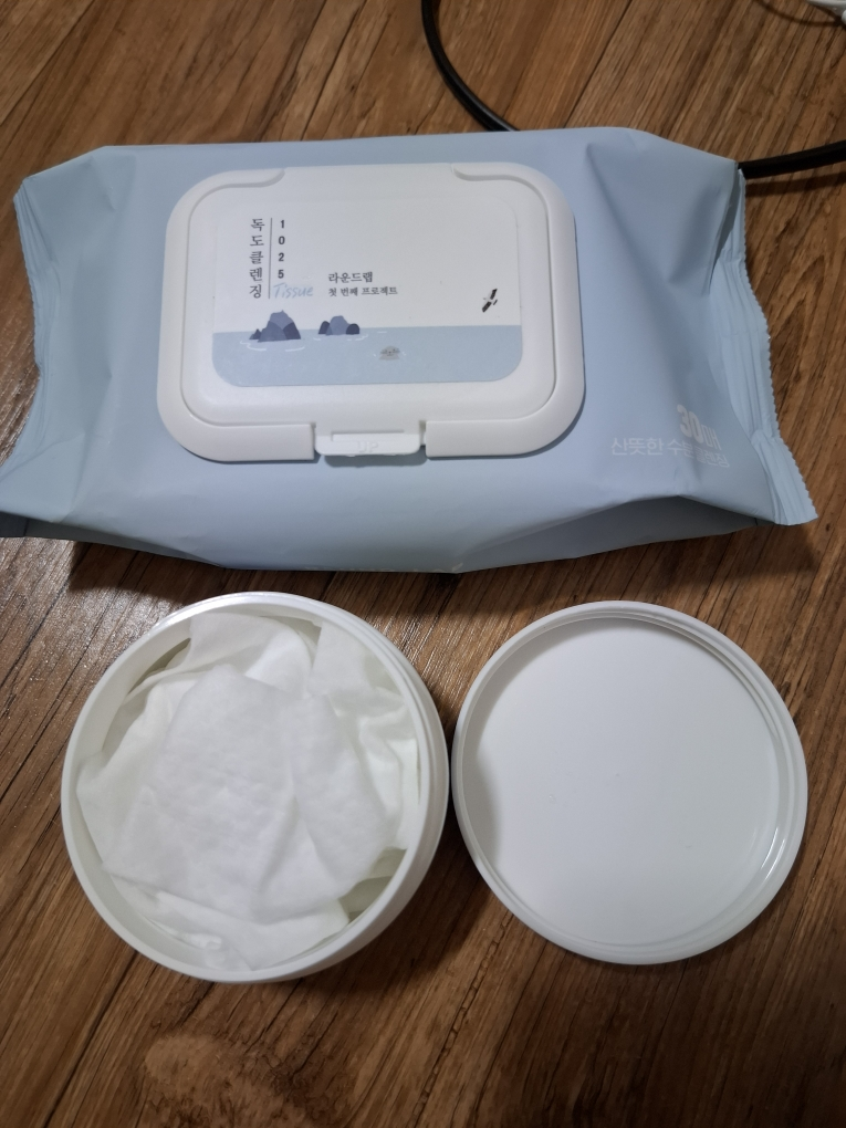 Ảnh đánh giá thực tế của người dùng về 1025 Dokdo Cleansing Tissue