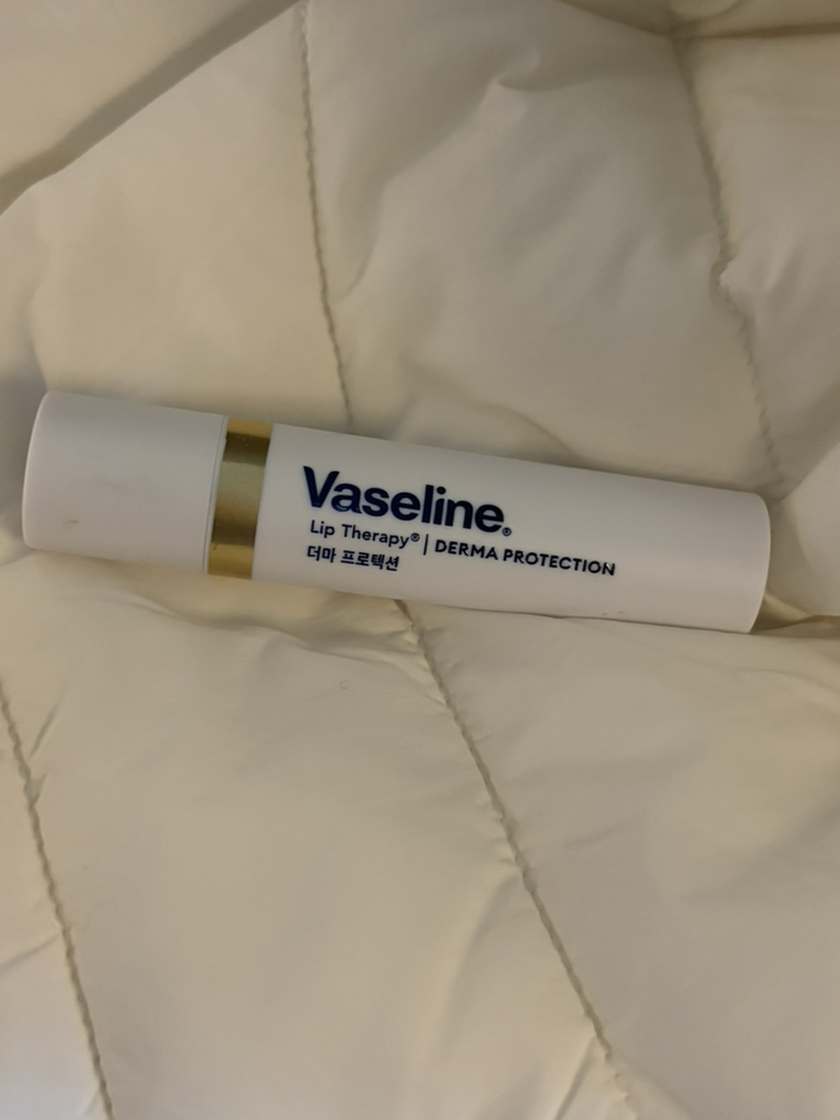 바세린 (Vaseline) 세럼 립밤 [더마 프로텍션] review image