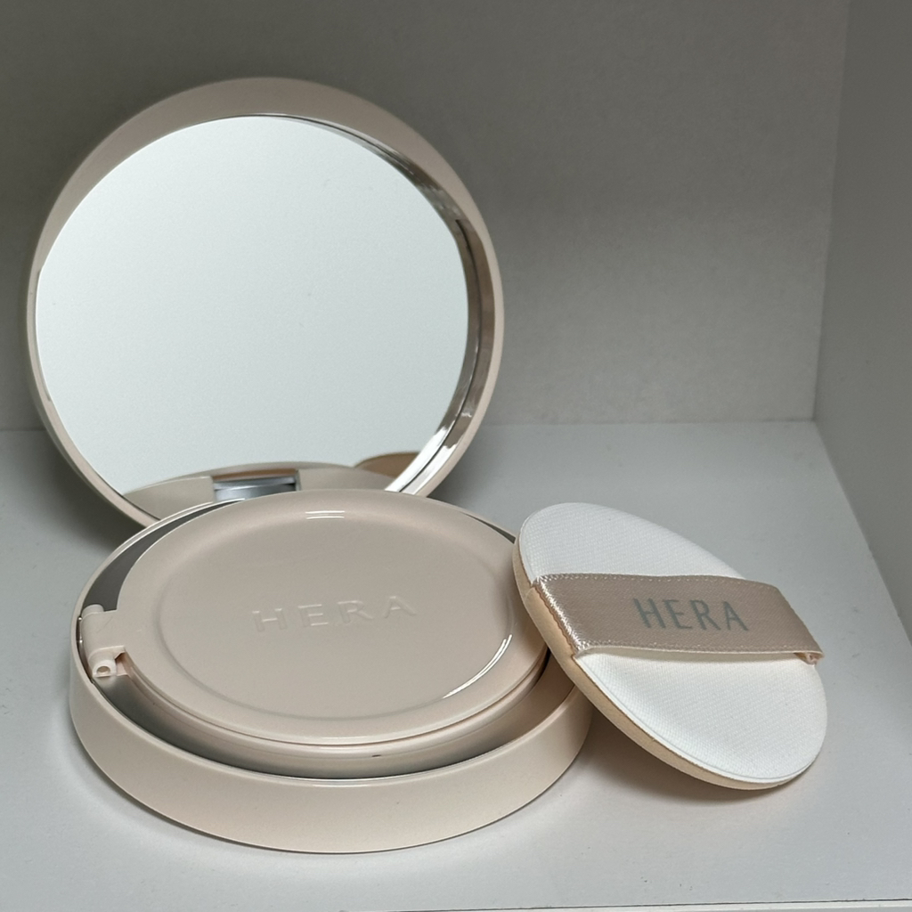 헤라 (HERA) 리플렉션 스킨 글로우 쿠션 파운데이션 [SPF40/PA++] [21N1] review image