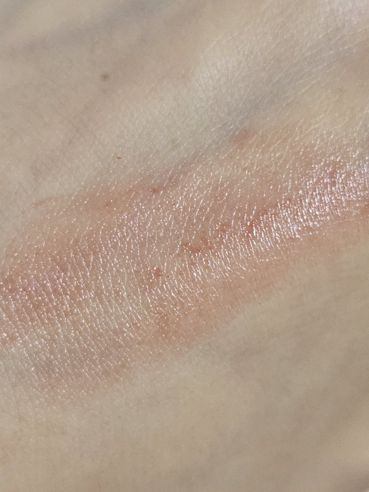 바세린 (Vaseline) 립 테라피 컬러 앤 케어 립밤 [프리티 피치] review image