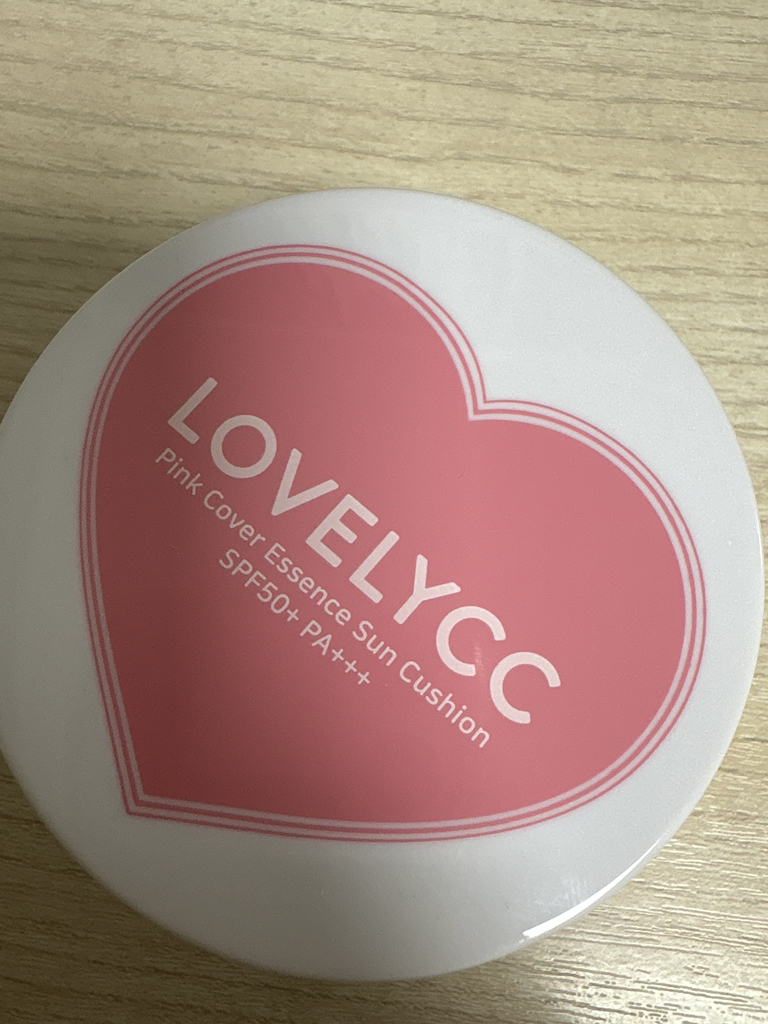 러블리씨씨 (LOVELYCC) 핑크 커버 에센스 선쿠션 [SPF50+/PA+++] [21호] review image