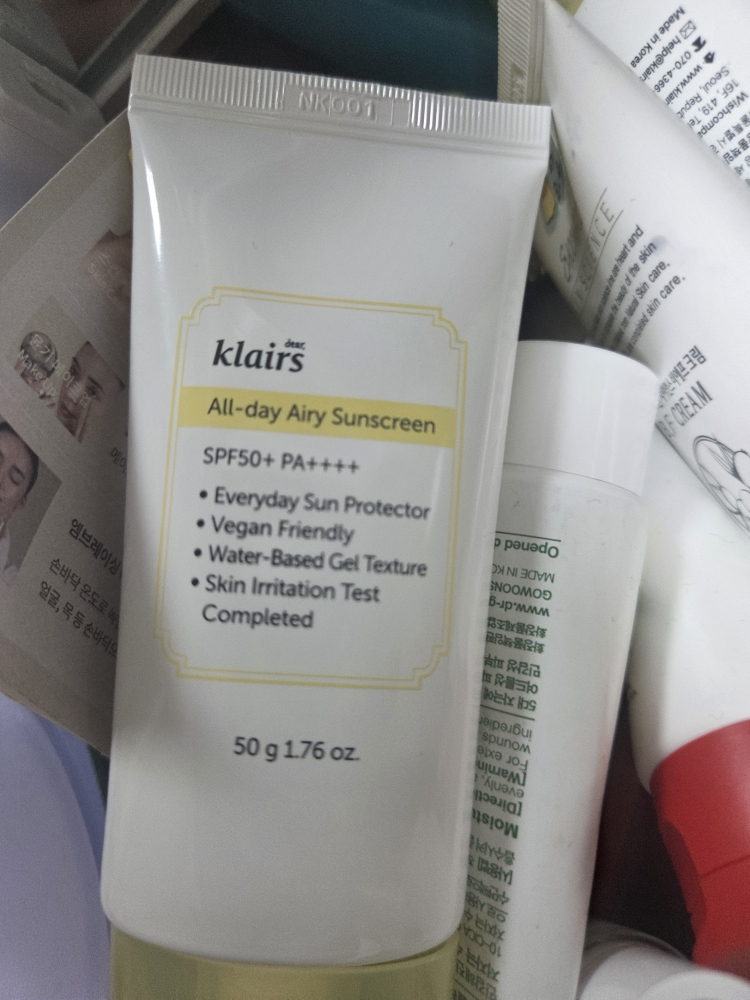 dearKlairs Kem chống nắng All Day Airy [SPF50+/PA++++] review image