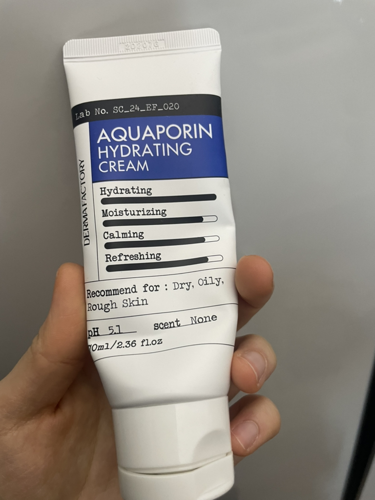 DERMAFACTORY Aquaporin Moisturizing Cream review image
