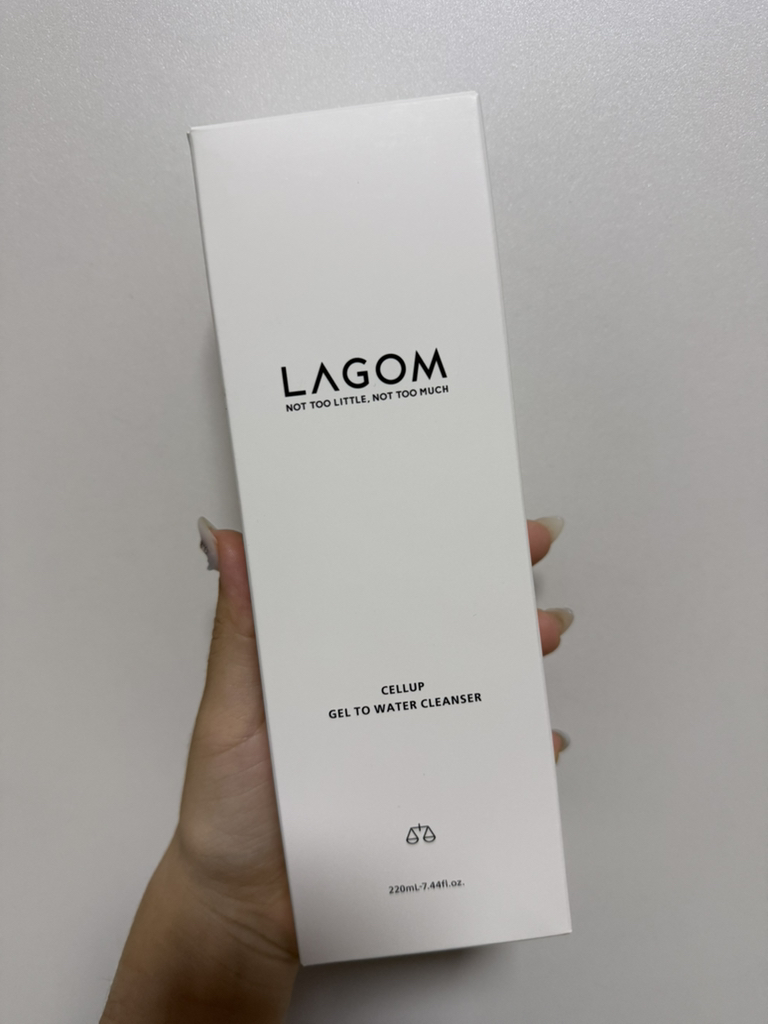 라곰 (LAGOM) 젤 투 워터 클렌저 review image