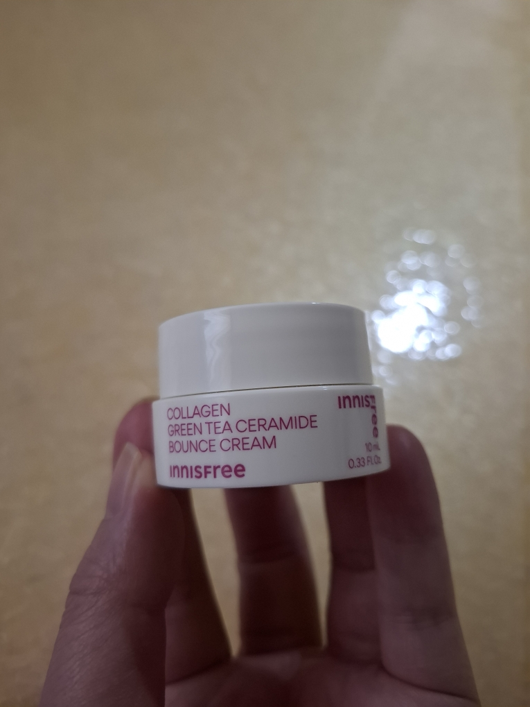 이니스프리 (INNISFREE) 콜라겐 그린티 세라마이드 탄력장벽 크림 review image