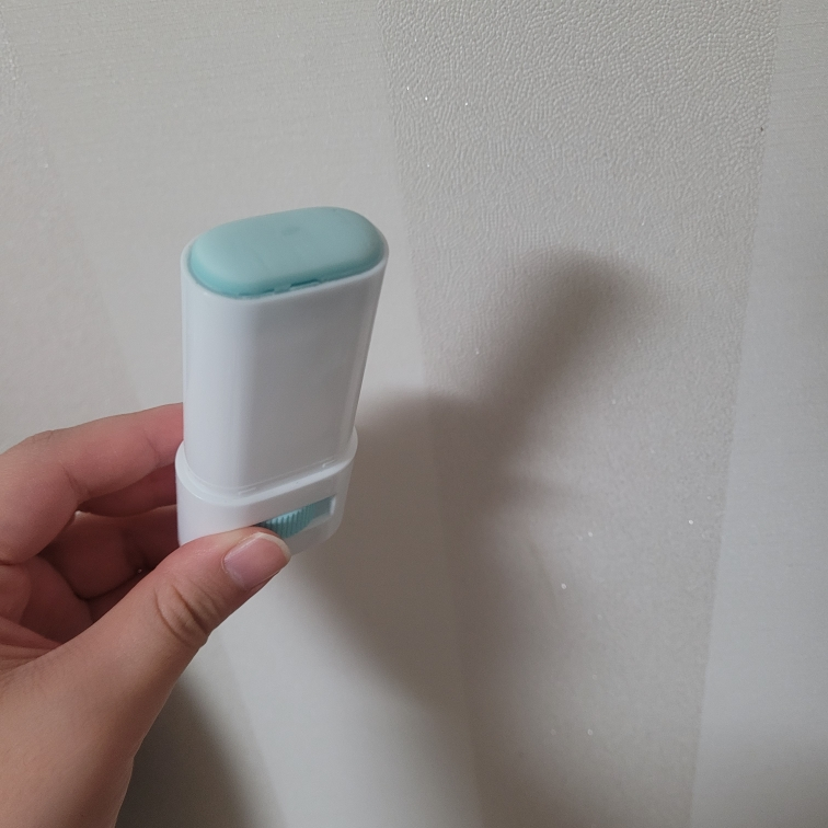 듀이트리 (DEWYTREE) 어반 쉐이드 쿨 카밍 선스틱 [SPF50+/PA++++] review image