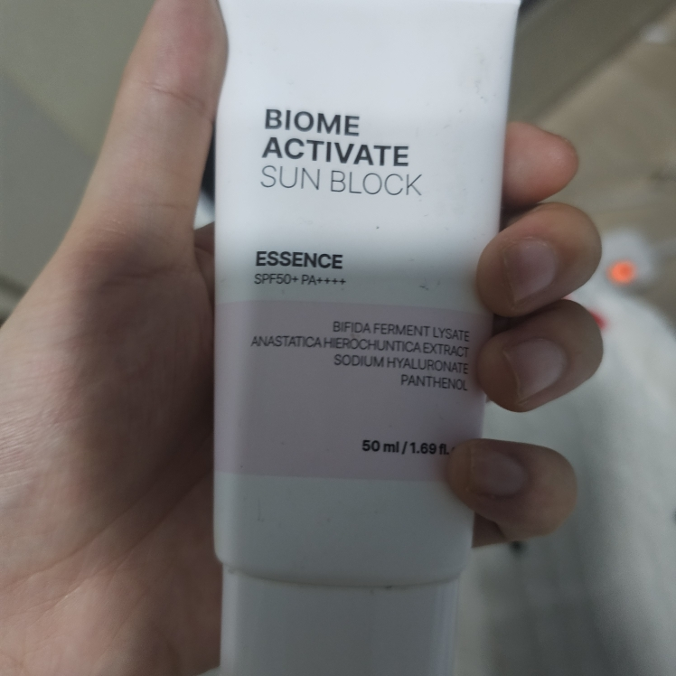 바이옴액티베이트 (BIOMEACTIVATE) 선블록 에센스 [SPF50+/PA++++] review image