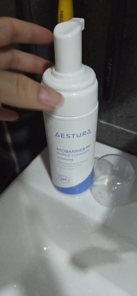 에스트라 (AESTURA) 아토베리어365 버블 클렌저 review image