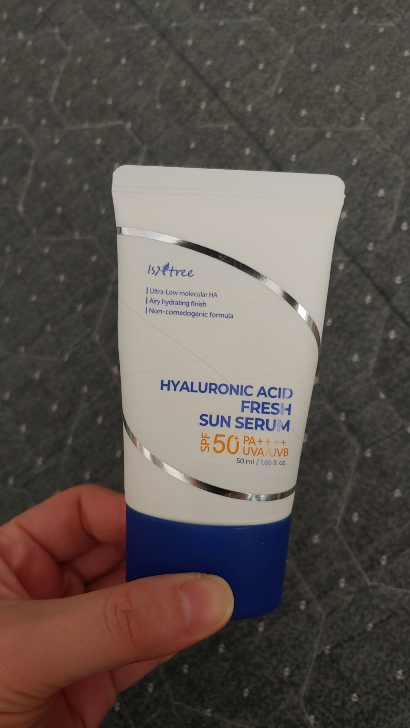 Ảnh đánh giá thực tế của người dùng về Hyaluronic Acid Fresh Sun Serum [SPF50+/PA++++]