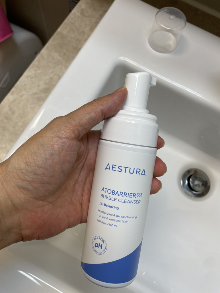 에스트라 (AESTURA) 아토베리어365 버블 클렌저 review image