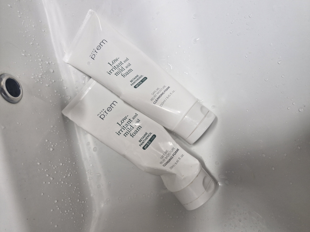 Ảnh đánh giá thực tế của người dùng về Safe Me Relief Moisture Cleansing Foam