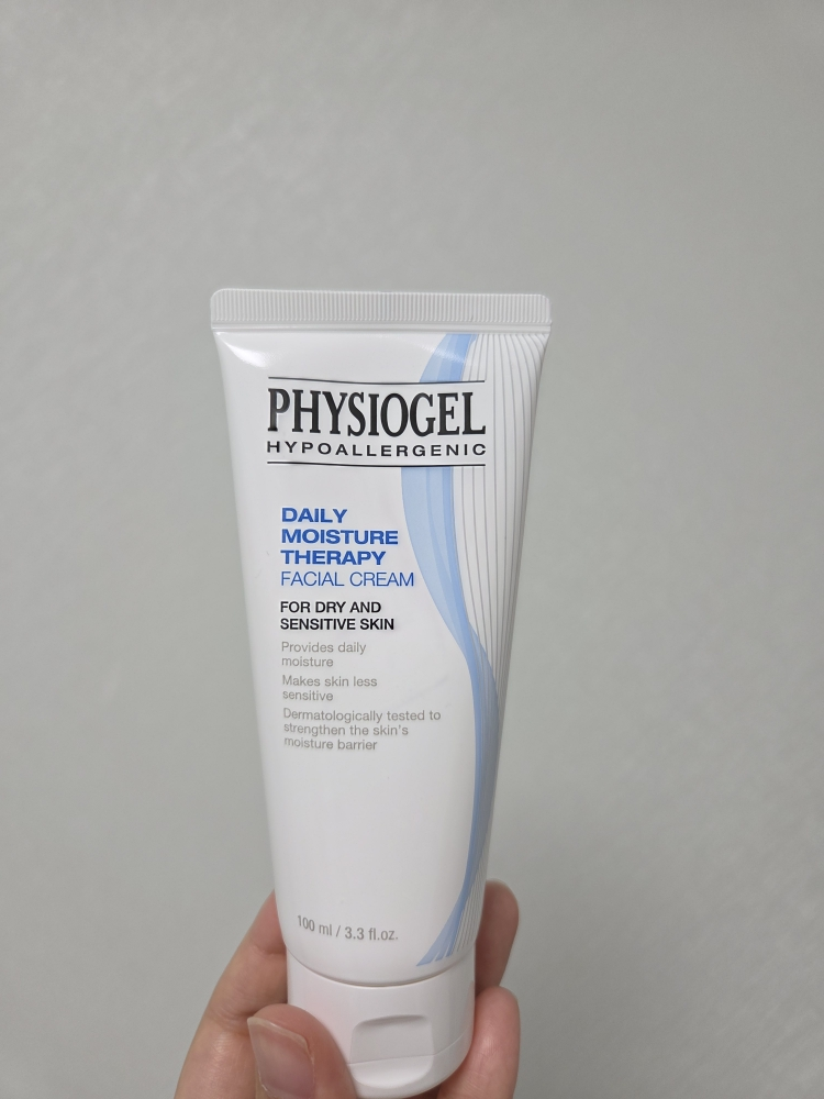 Ảnh đánh giá thực tế của người dùng về Kem dưỡng da mặt DMT