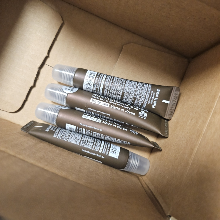 Ảnh đánh giá thực tế của người dùng về Hoa hồng môi [Hương nguyên liệu]