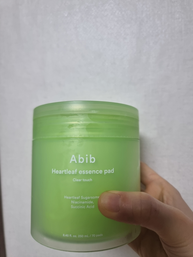 Ảnh đánh giá thực tế của người dùng về Essence Pad Clear Touch