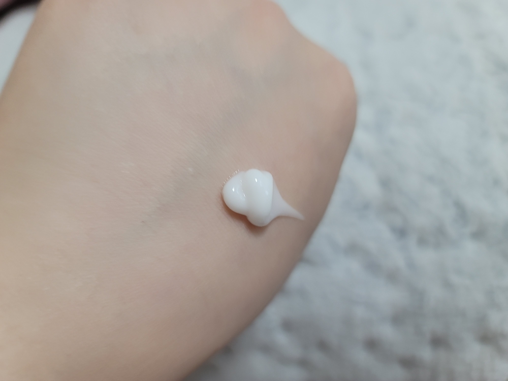 루아센시아 (Luassencia) 메디센스 캐비어 PDRN 크림 review image