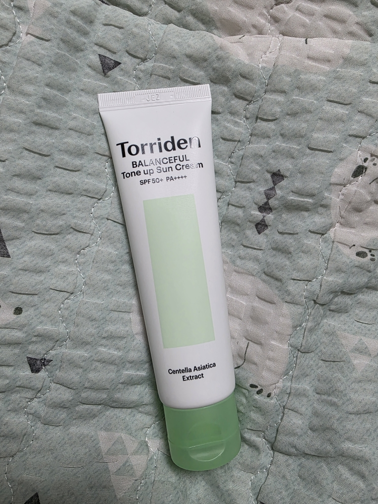 Ảnh đánh giá thực tế của người dùng về Kem chống nắng Balance Pool Sika Tone-Up [SPF50+/PA++++]