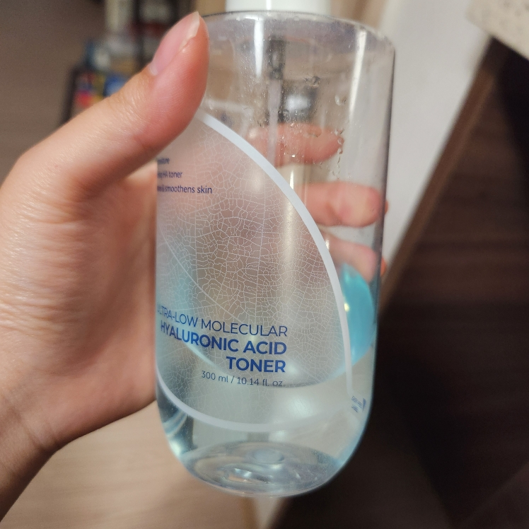 Ảnh đánh giá thực tế của người dùng về Toner Hyaluronic Acid siêu phân tử