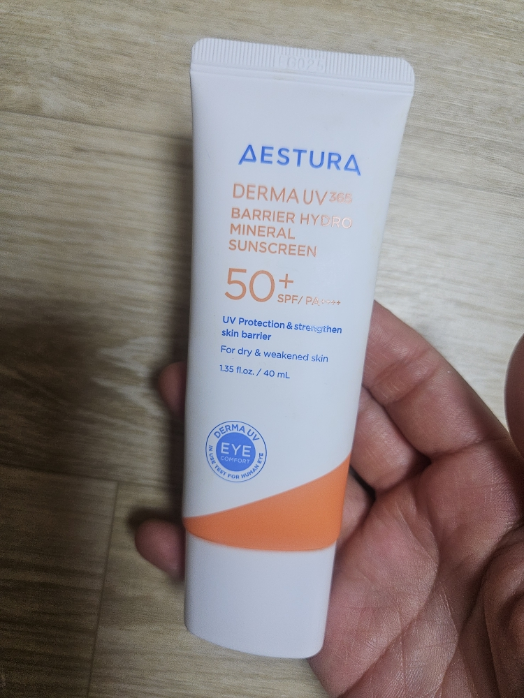 AESTURA Derma UV365 Barrier Moisture Mineral Sunscreen [SPF50+/PA++++] review image