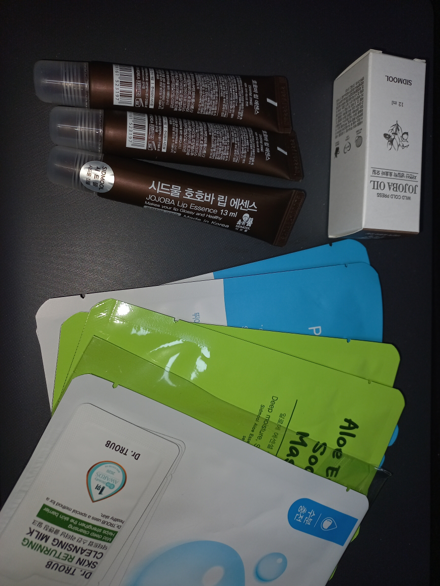 Ảnh đánh giá thực tế của người dùng về Hoa hồng môi [Hương nguyên liệu]