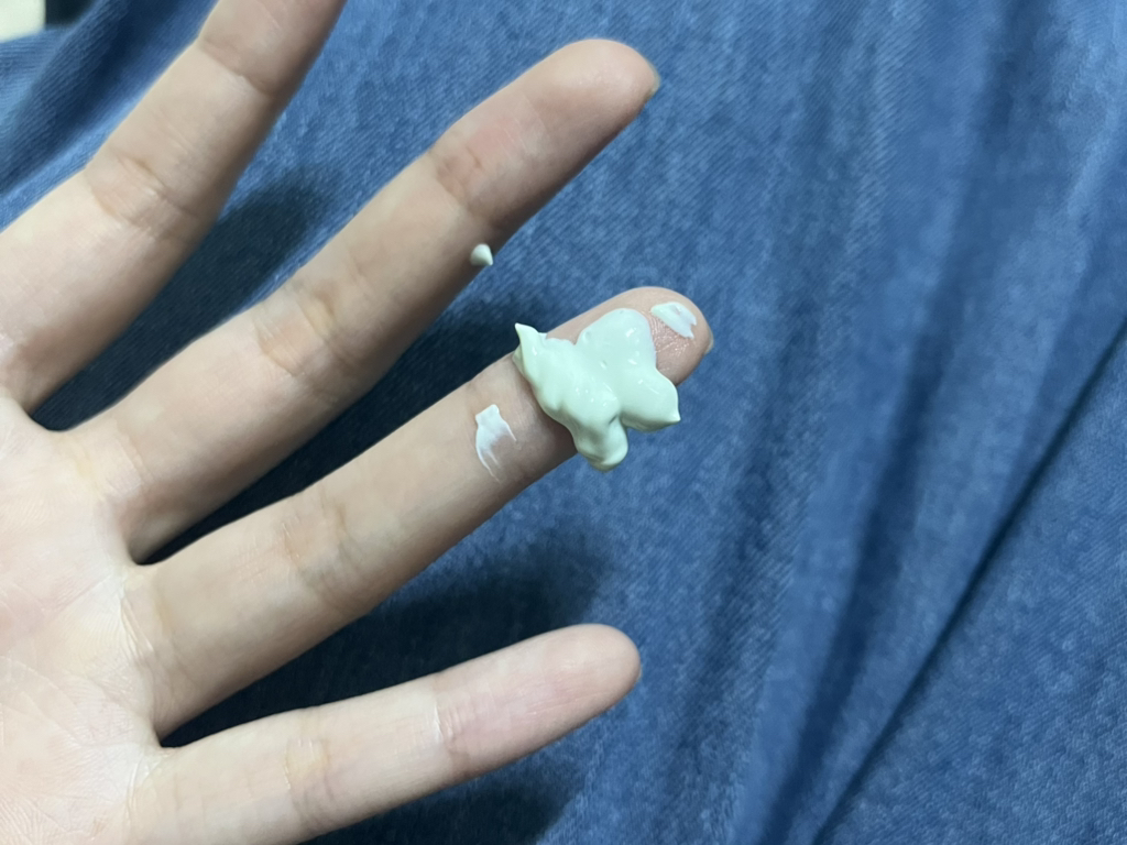 아비브 (Abib) 어성초 마일드 선크림 릴리프 튜브 [SPF50+/PA++++] review image