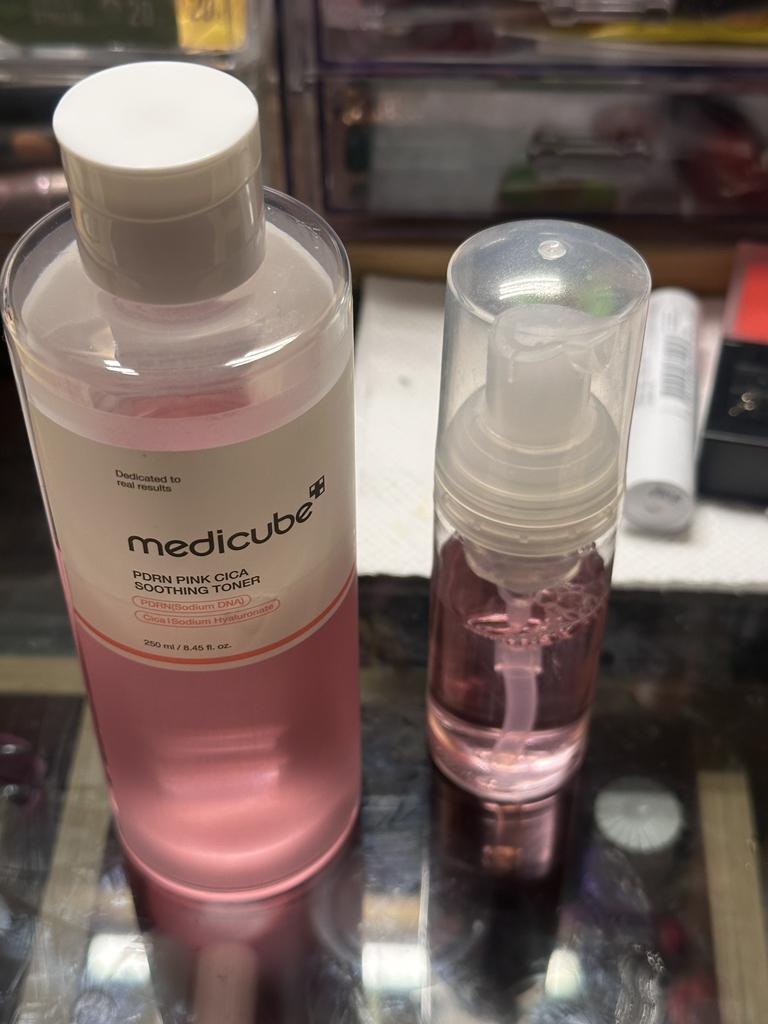 메디큐브 (medicube) PDRN 핑크 시카 수딩 토너 review image